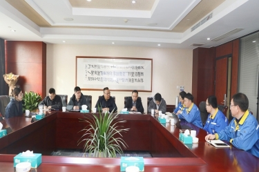 平湖市副市长管立松一行莅临以诚为本赢在诚信9001慰问高端人才